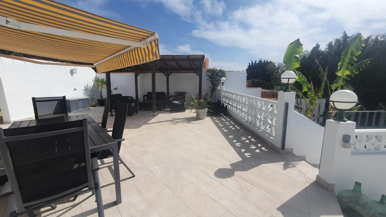 Cheerful 2-Bedroom Villa With Private Pool Calpe Buitenkant foto